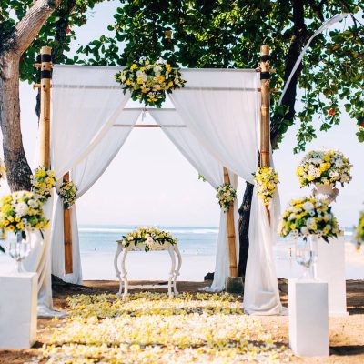 queenb-onama-1 Svadba na plazi